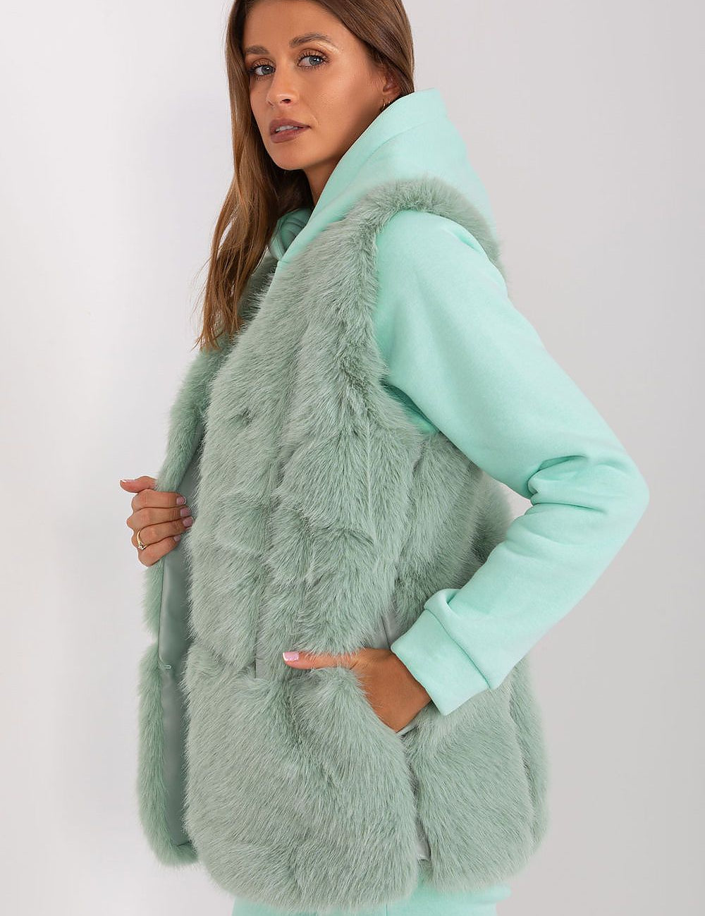  Gilet model 187600 AT 