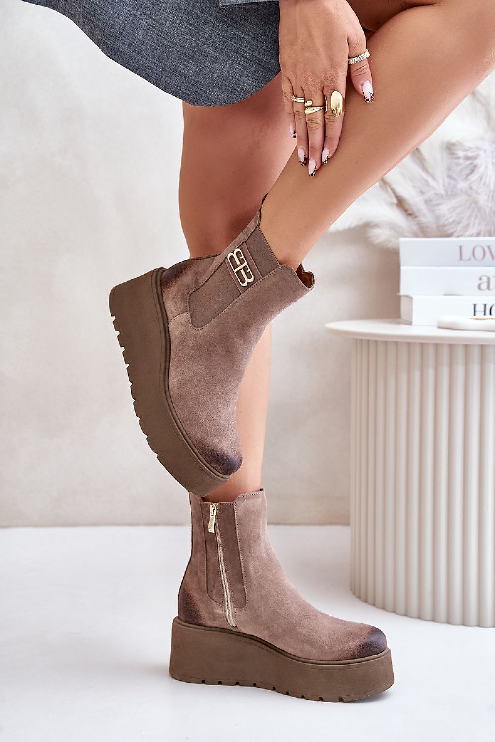 Varelyn Suede Platform Boots with side zipper and decorative upper detail, featuring a thick platform and sturdy heel for winter style.