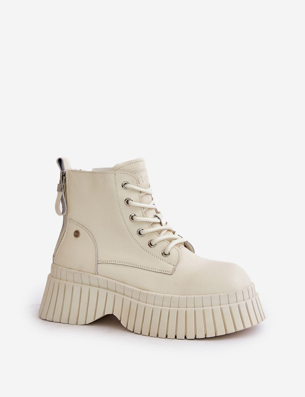 Tavareen Griptrail Insulated Trapper Boots in natural leather with thick platform sole, side zipper, and lacing for secure fit.