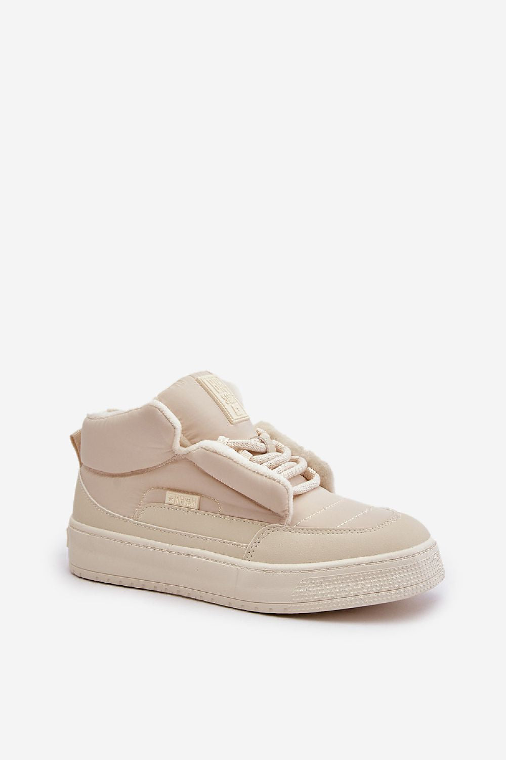 Dovema Warm Ankle Sneakers in beige with lace-up design, durable textile, rubber sole, and insulating lining for cold weather.