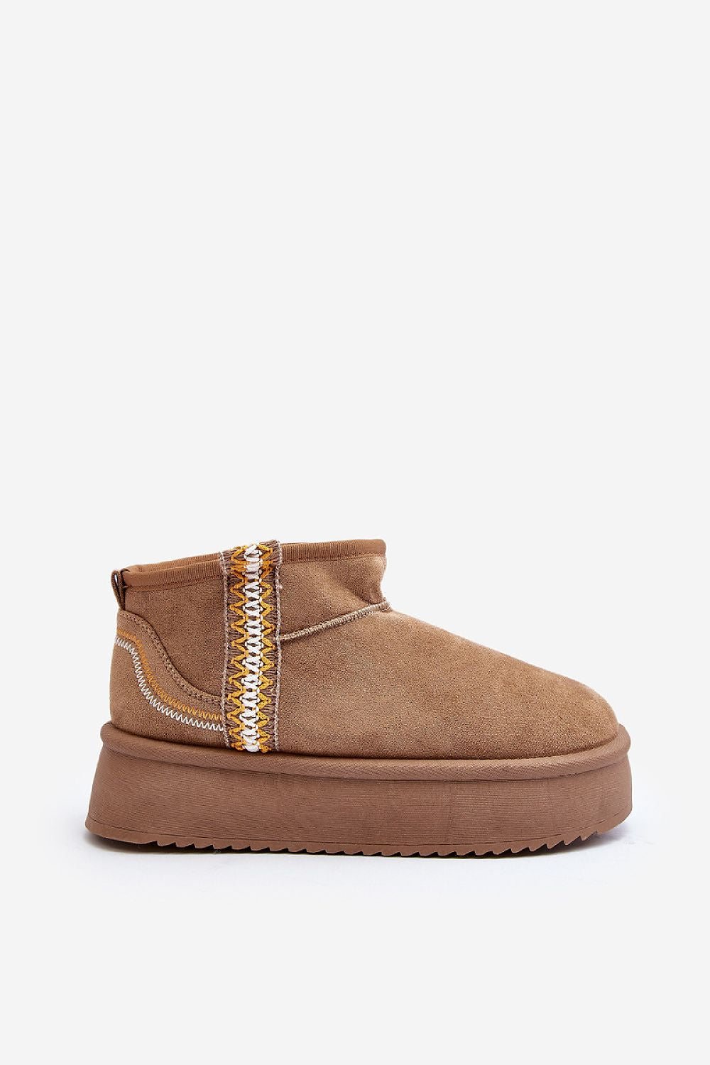 Azmira Aztec Platform Snow Boots in eco suede with Aztec pattern, plush lining, 4 cm platform, perfect for warmth and style.