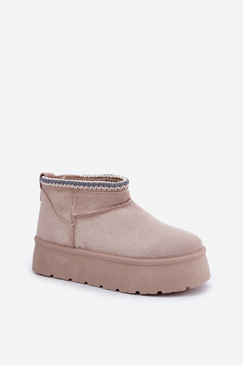 Auraline Embroidered Suede Snow Boots with fur lining, eco suede material, embroidery, 4 cm platform, 9.5 cm shaft, ideal for winter.