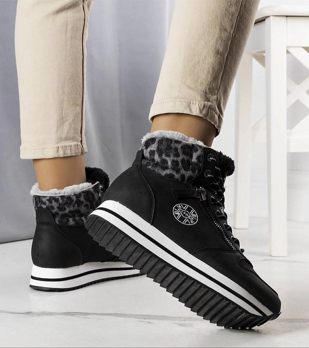 Navarros Insulated Street Boots in black eco leather with faux fur lining and white sole, perfect for winter fashion and comfort.