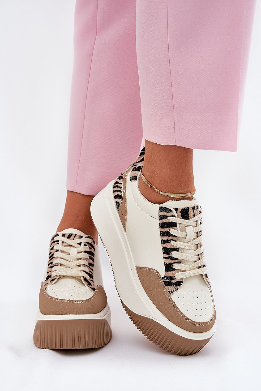 Vervonne Animal Pattern Platform Sneakers in eco leather with a thick 5 cm sole, perfect for urban casual style and comfort.