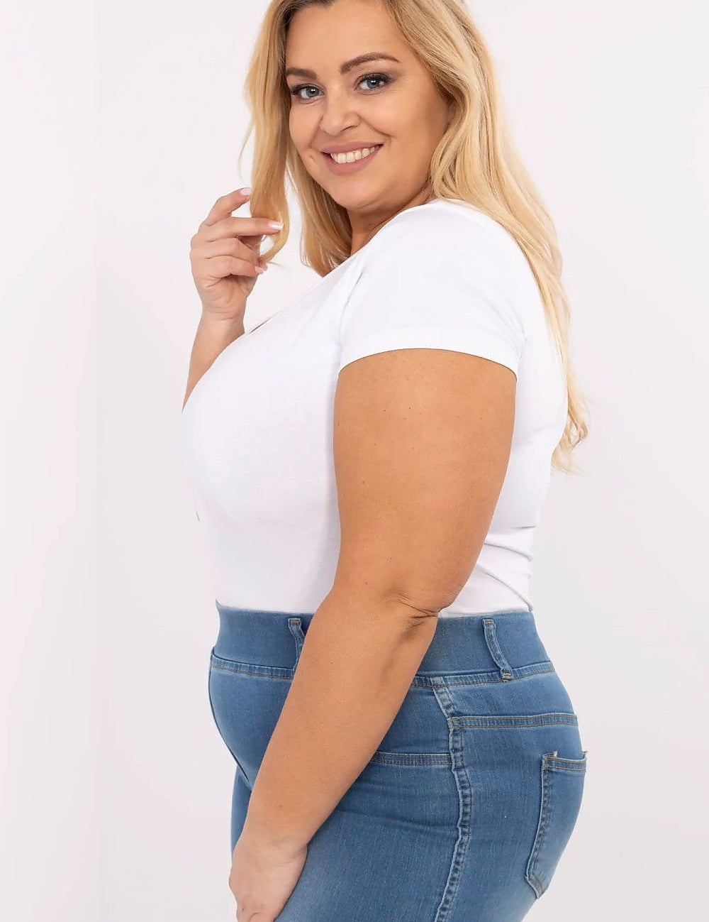  Plus size T-shirt model 211765 Relevance 
