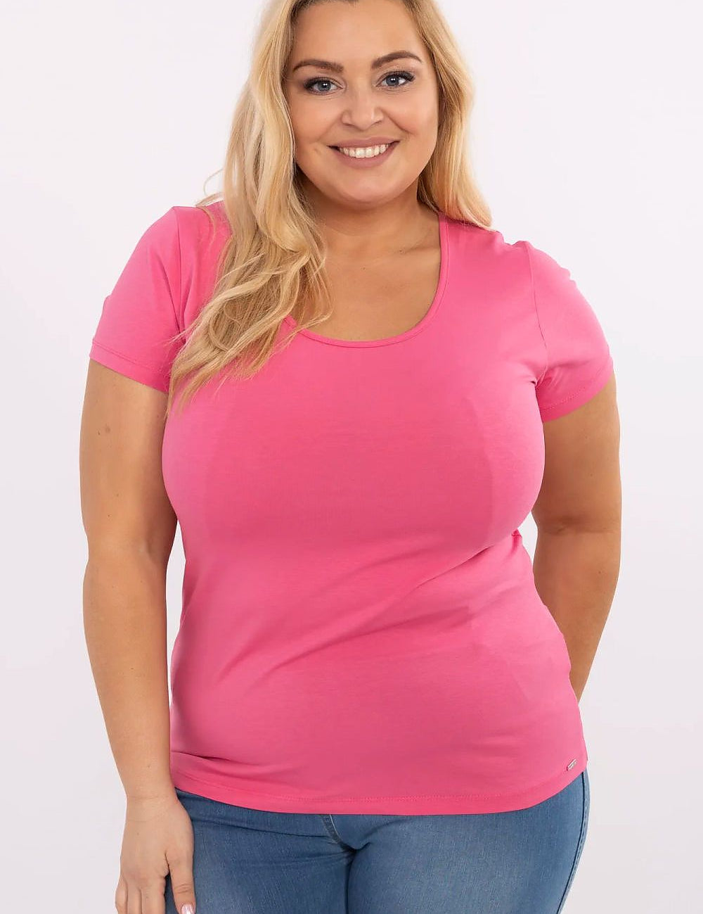  Plus size T-shirt model 211768 Relevance 