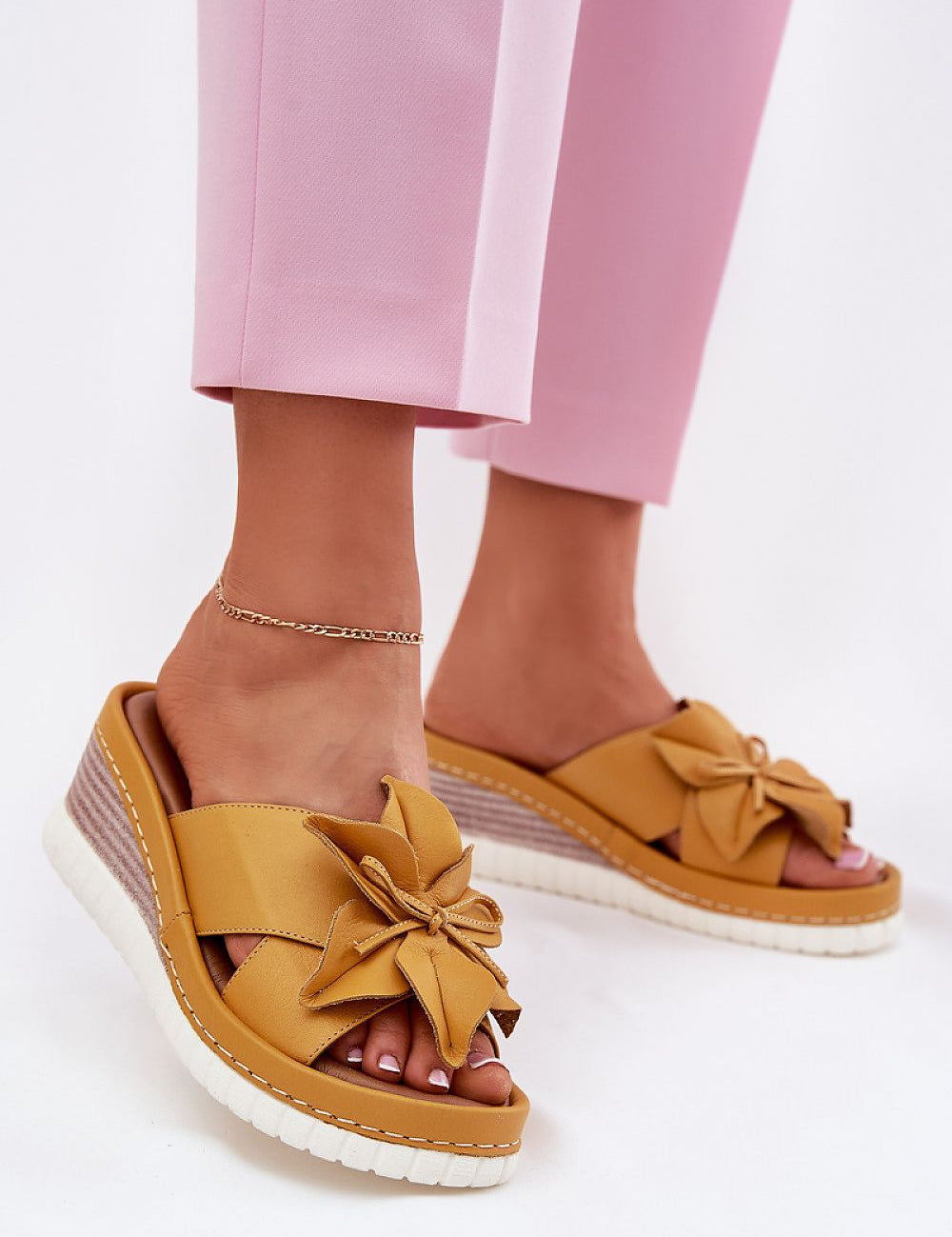  Flip-flops model 212705 Step in style 