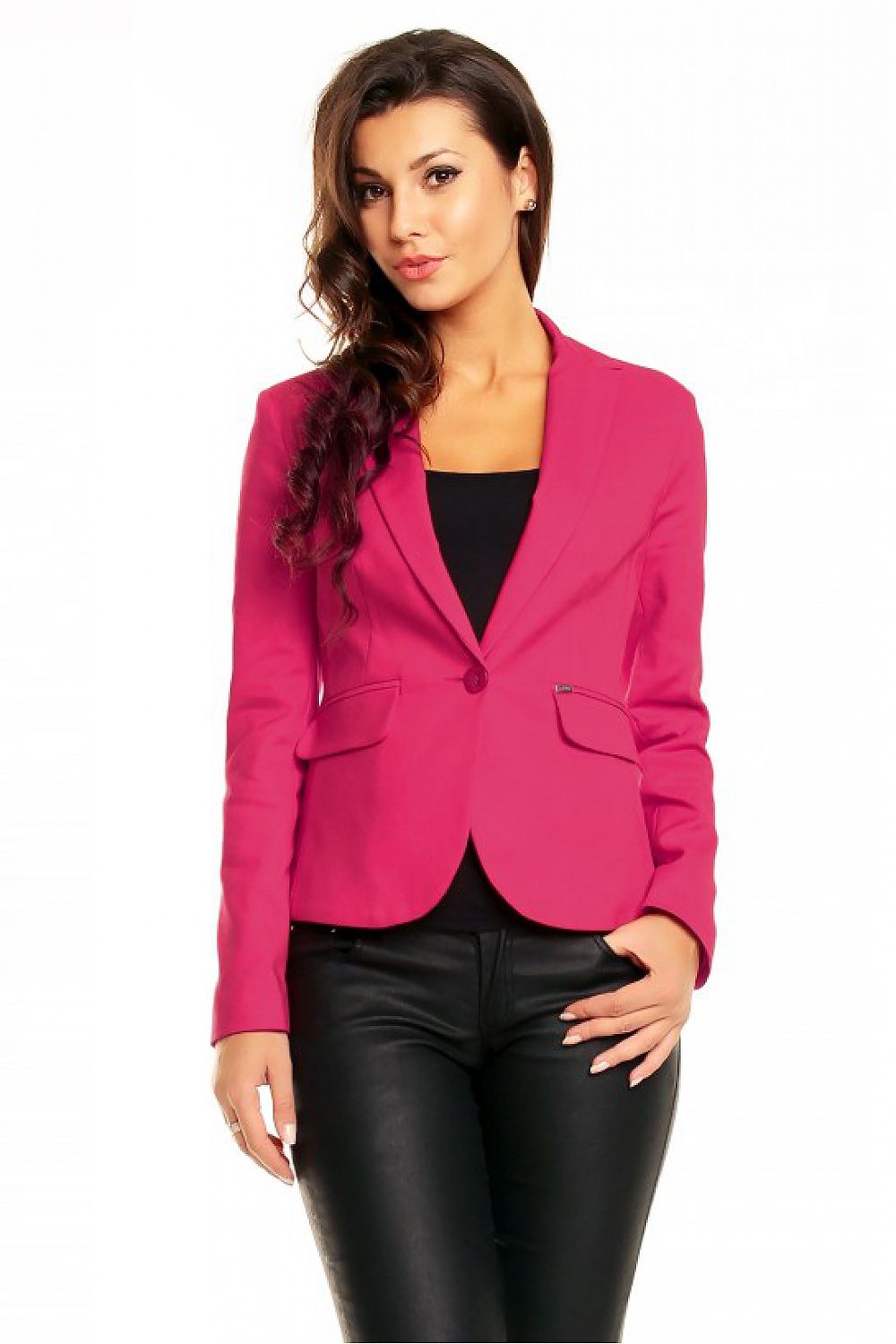 Woman wearing pink plus size Arvenelle single-button jacket with a deep collar and decorative side patches, ideal for transitional seasons.