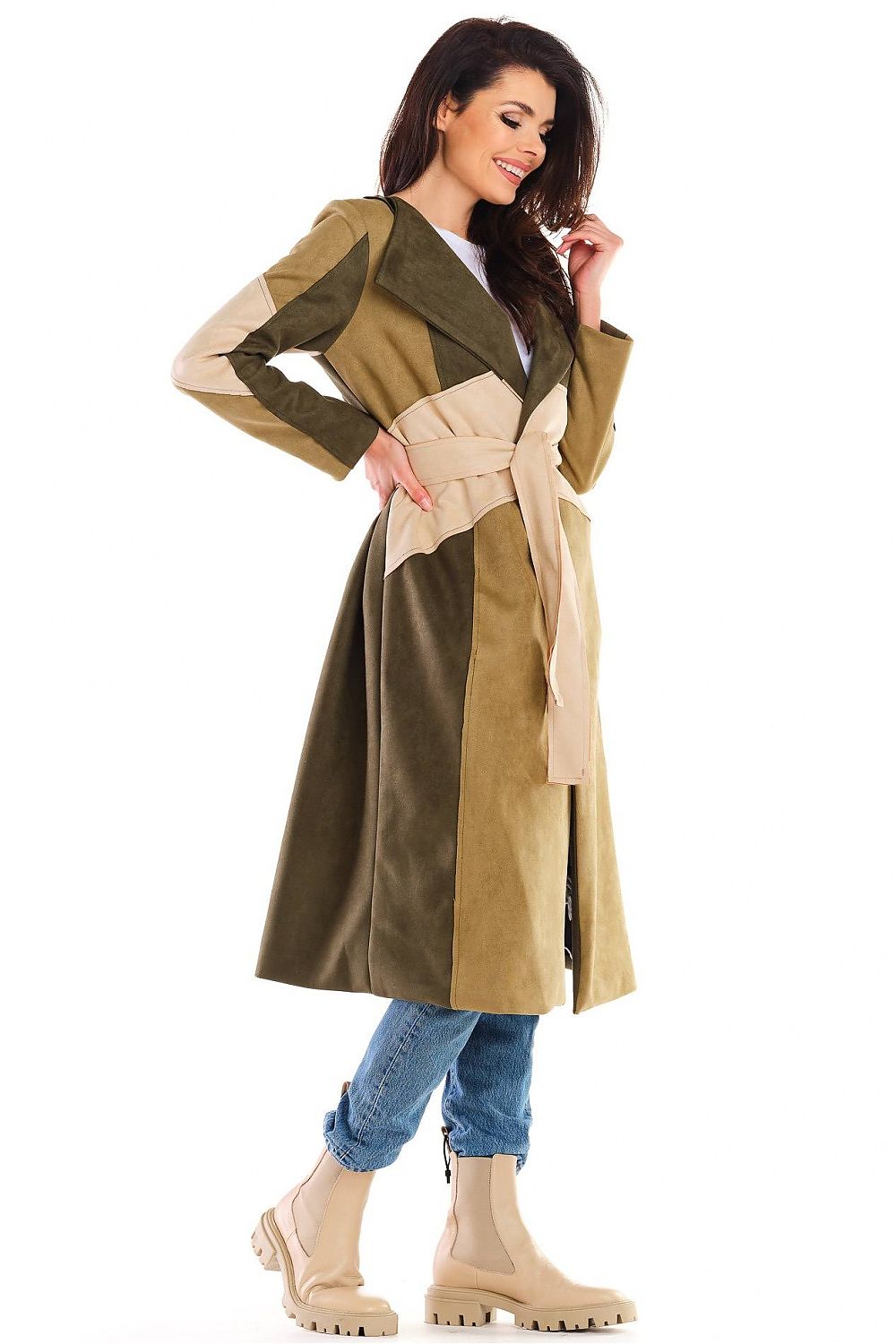Model wearing Auralenne long suede belted coat in autumn tones, paired with jeans and boots, showcasing an elegant and relaxed silhouette.