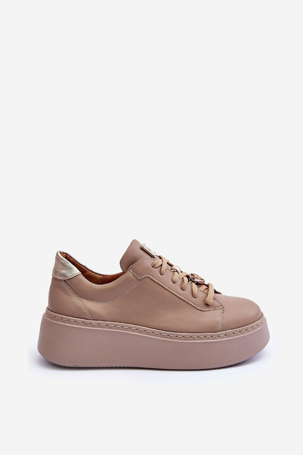 Rinalve leather platform sneaker with rounded toe, jewelry charm, and reinforced heel for comfort and style.