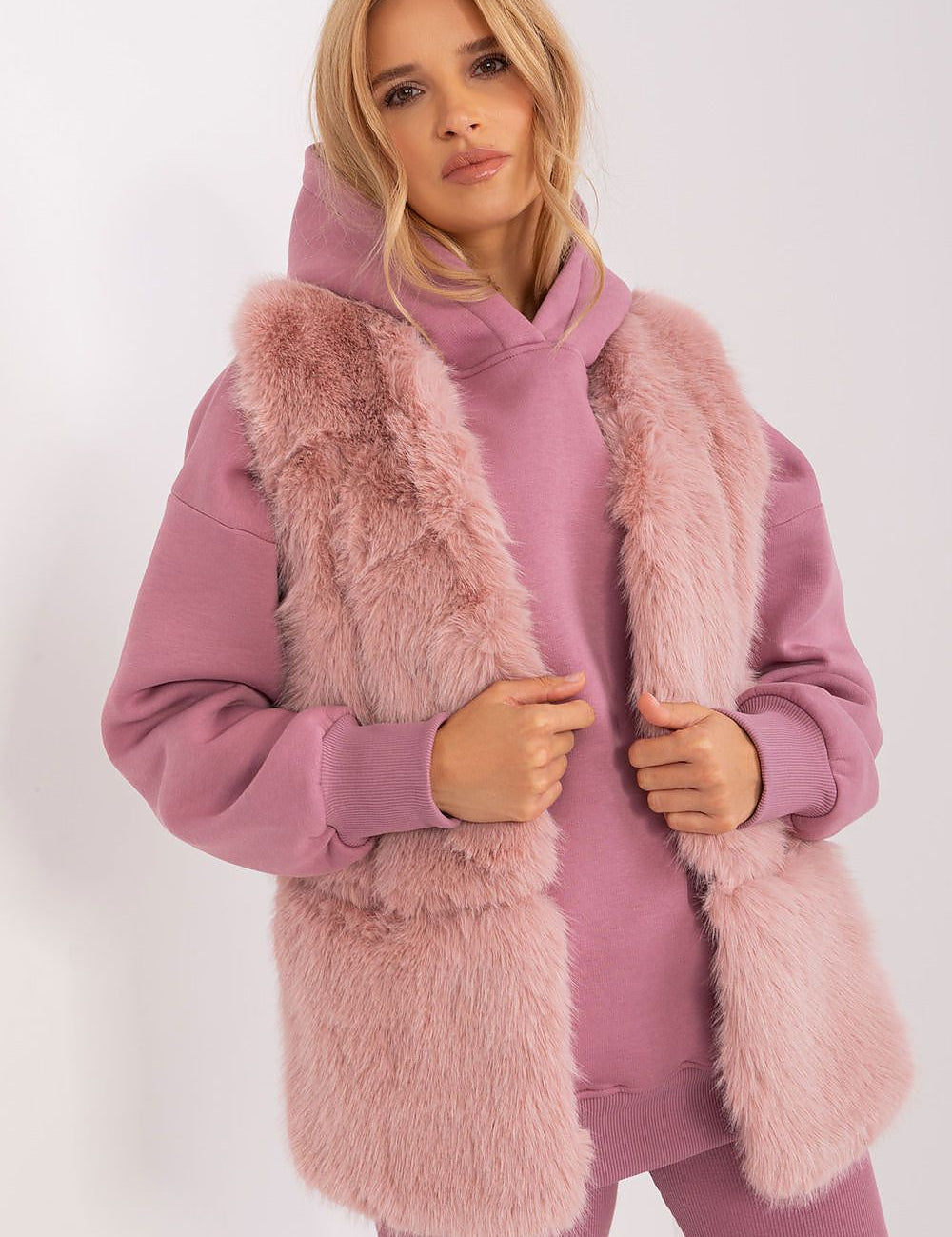  Gilet model 186703 AT 