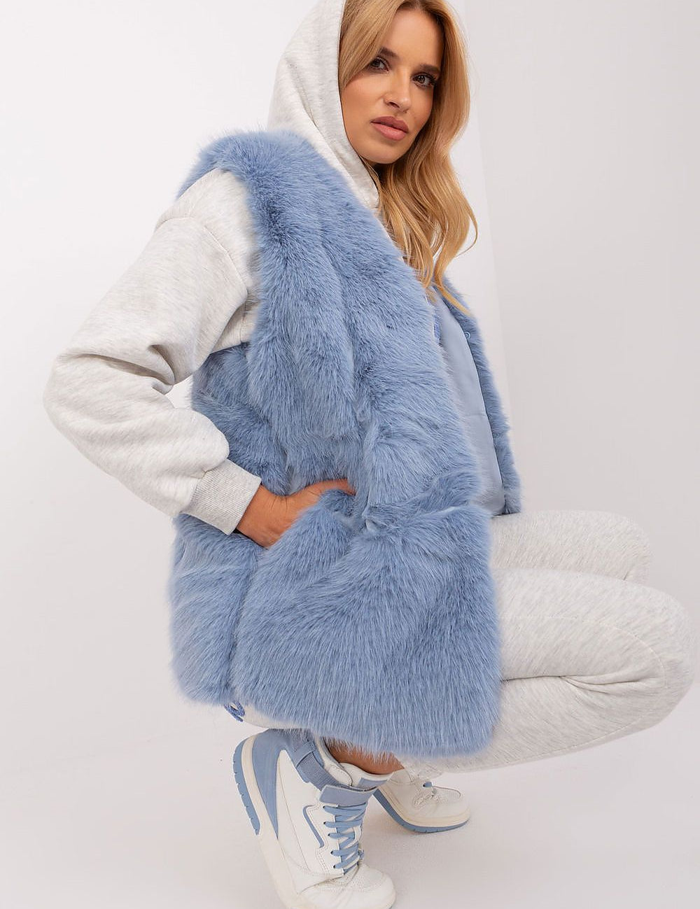  Gilet model 186706 AT 