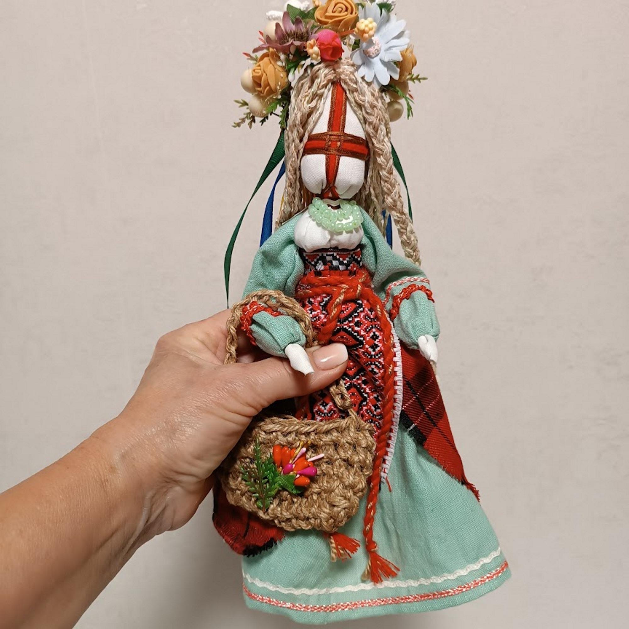 Handmade Ukrainian Motanka Doll with Linen Dress and Beads, 28 cm, Traditional Folk Art, Unique Cultural Gift, Decorative Ukrainian Craft.