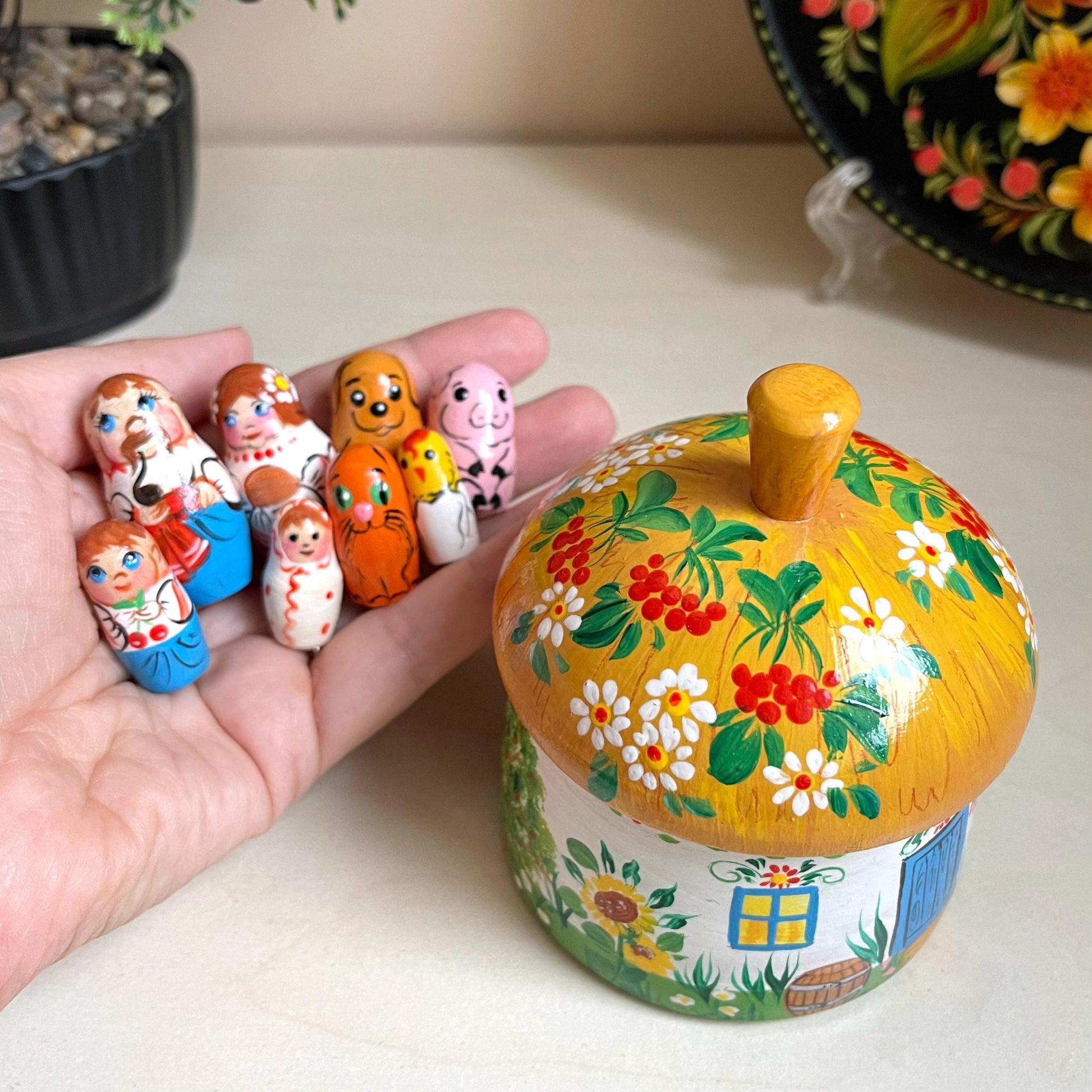 Ukrainian wooden house and hand-painted family dolls, ethnic décor, personalized kids' gift, natural wood, colorful floral design