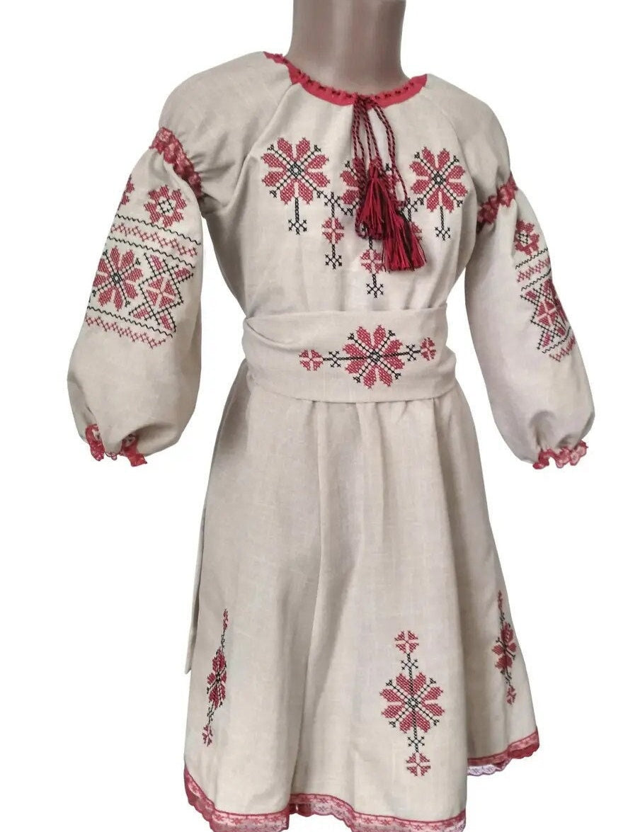 4 sleeves and belt, traditional Vyshyvanka style.
